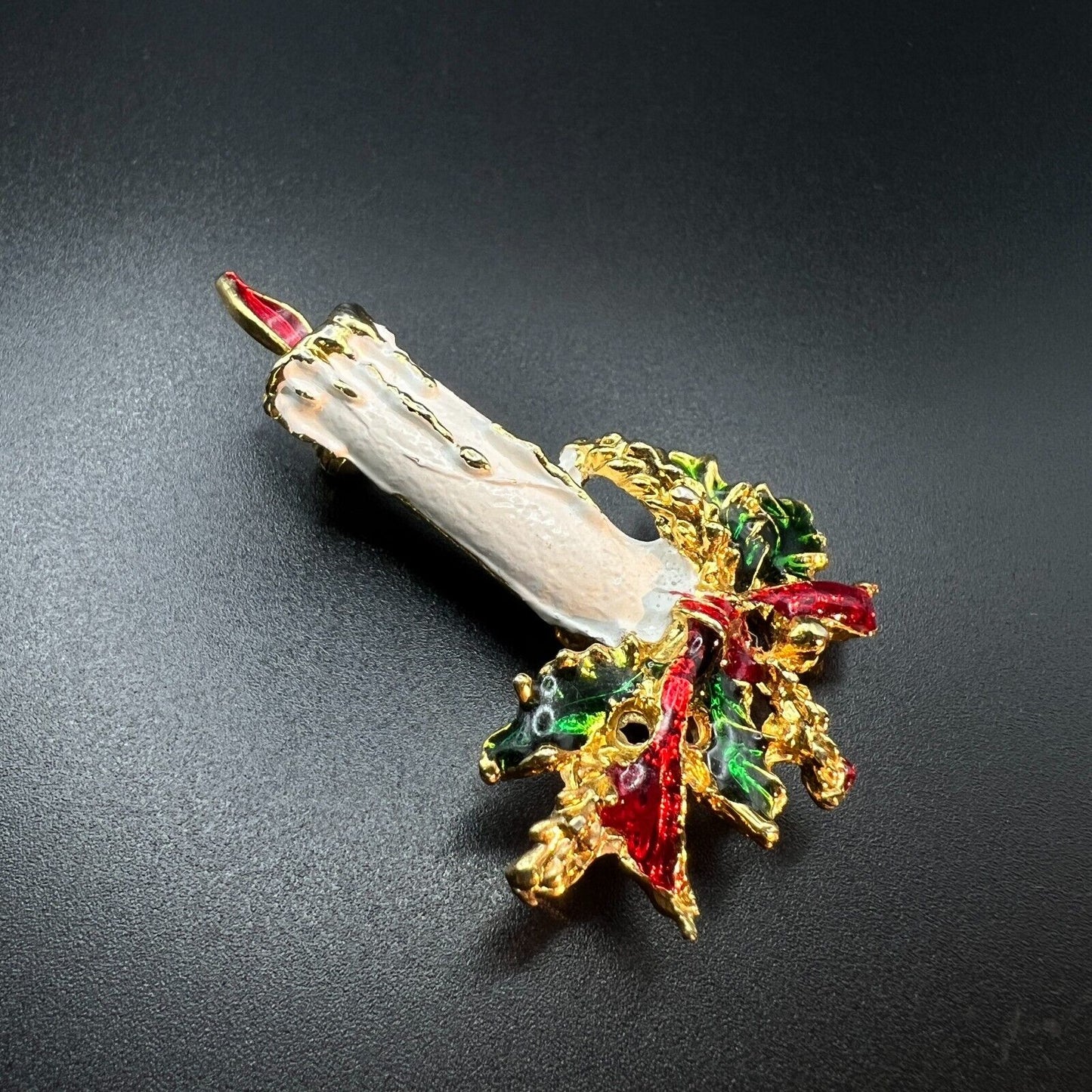 Vintage Novelty Gold & White-Toned Christmas Candle with Green Leaves Brooch Pin