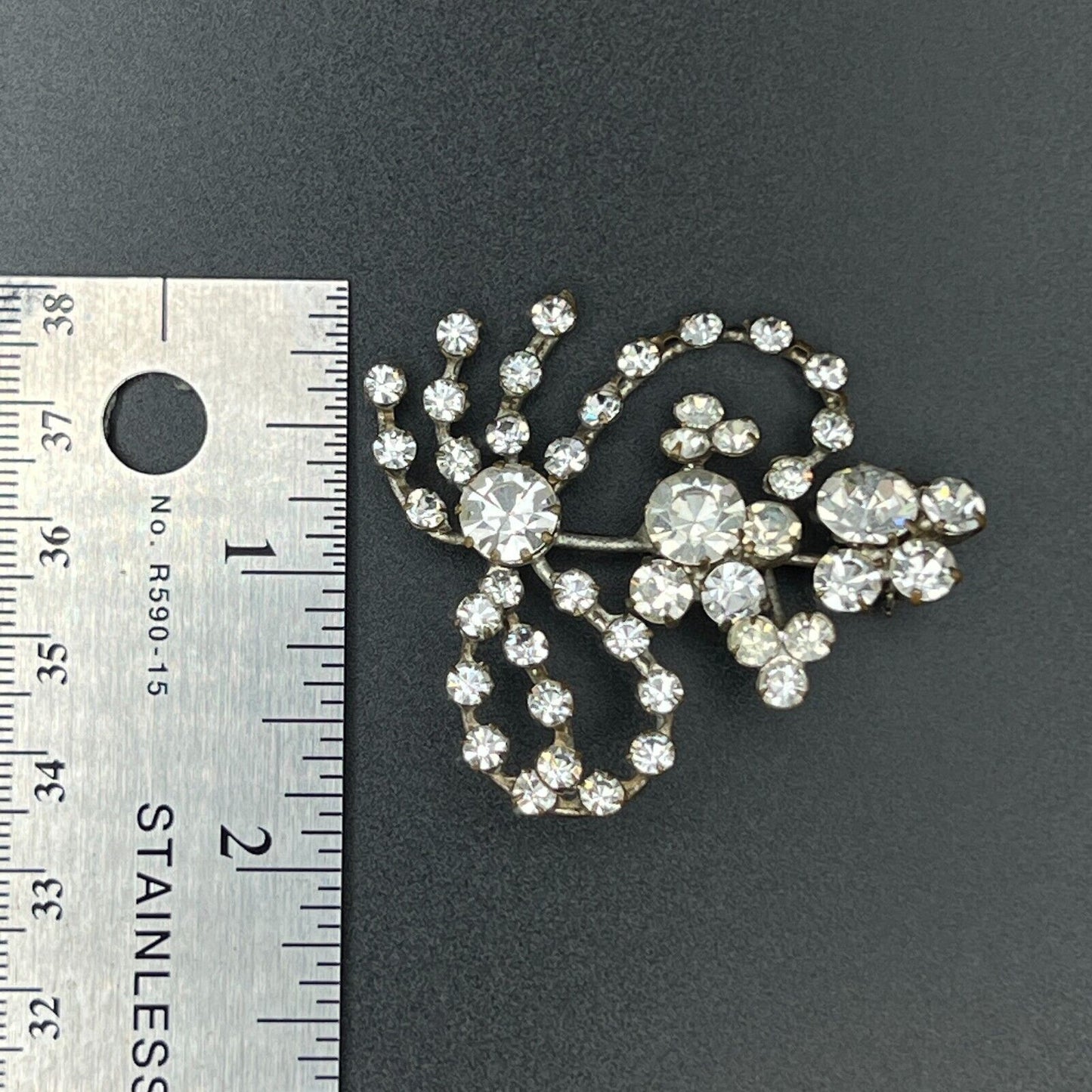 Vintage Silver-Tone Base with 3 Different Size Clear Crystals Brooch Pin