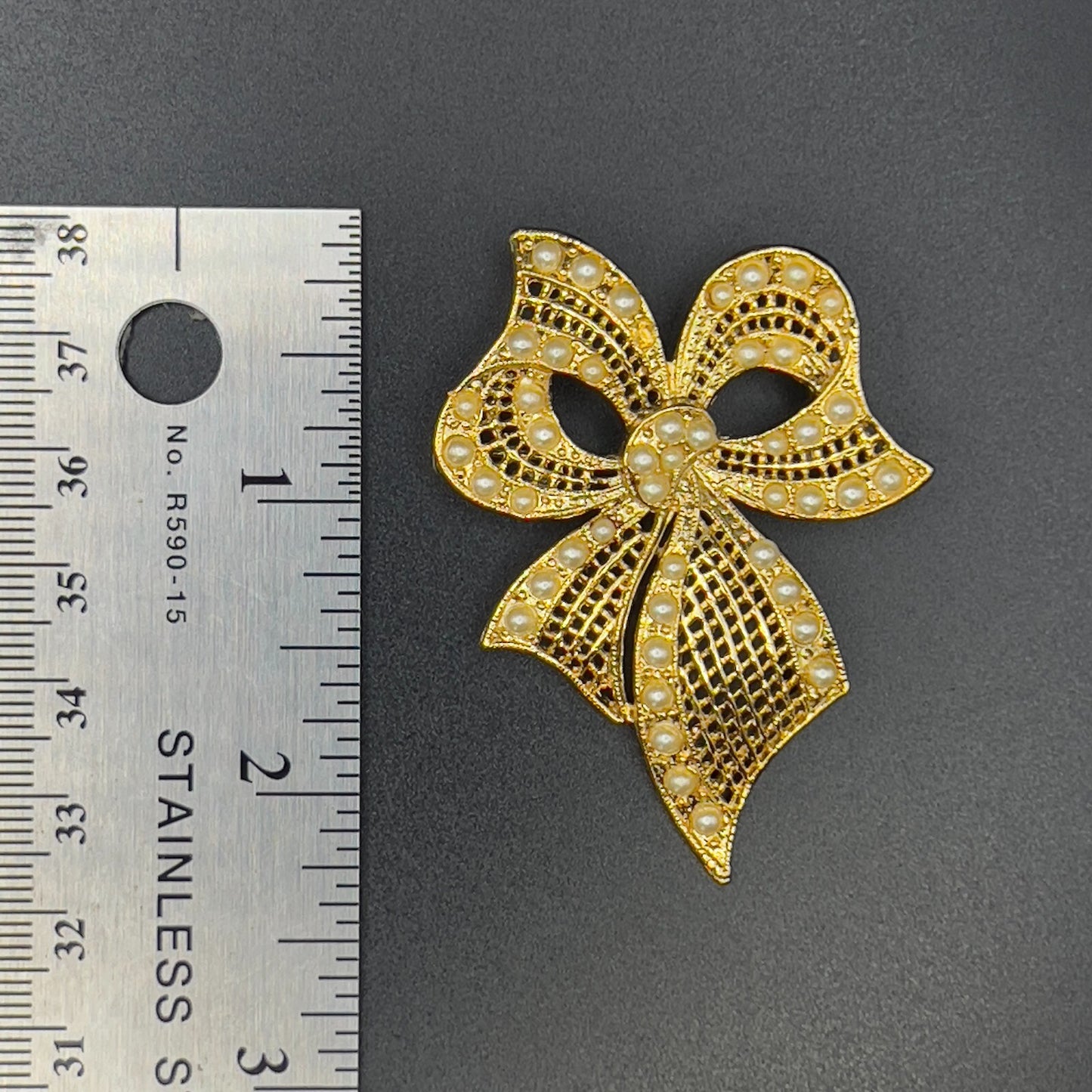 Vintage Novelty Gold-Toned Lacy Bowtie Faux Pearl Brooch Pin