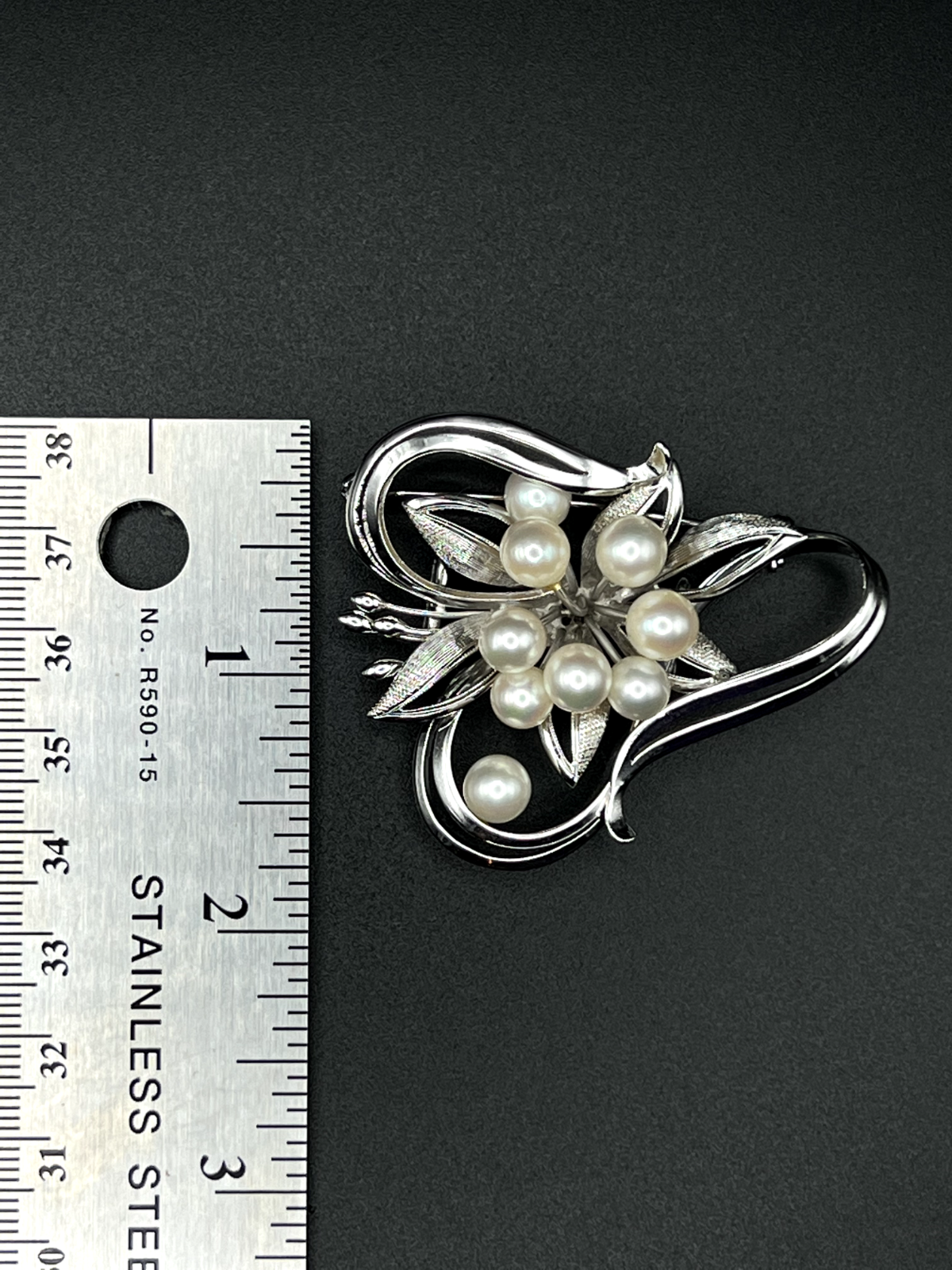 Vintage Marked Sterling Silver  with Culture Pearls Brooch Pin