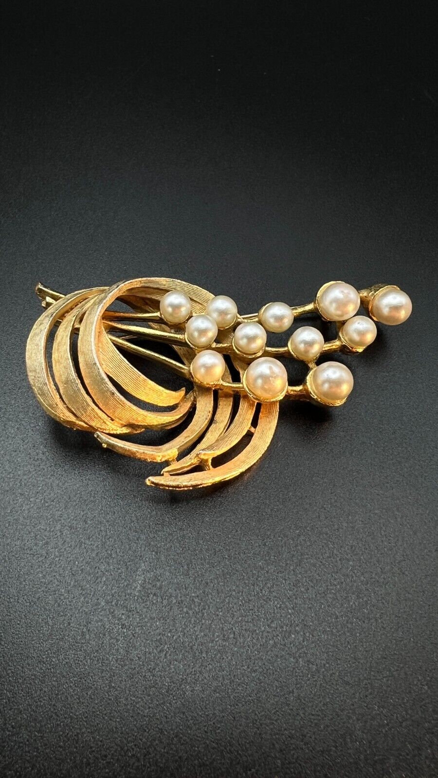 Vintage Gold-Toned Metal and Faux Pearls Brooch Pin