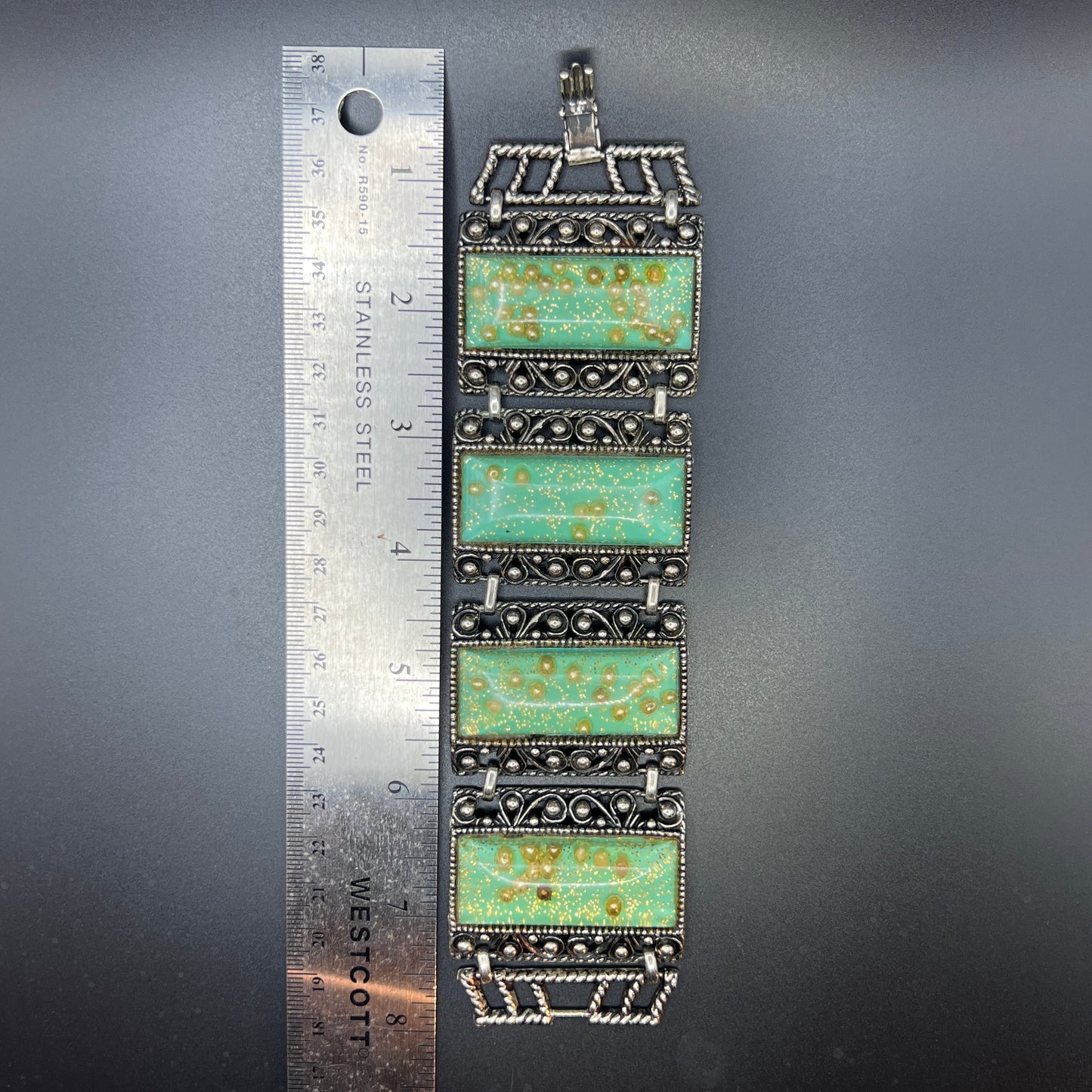 Vintage Confetti Faux Pearl Green & Gold Silver-Toned Rope Design Wide Bracelet