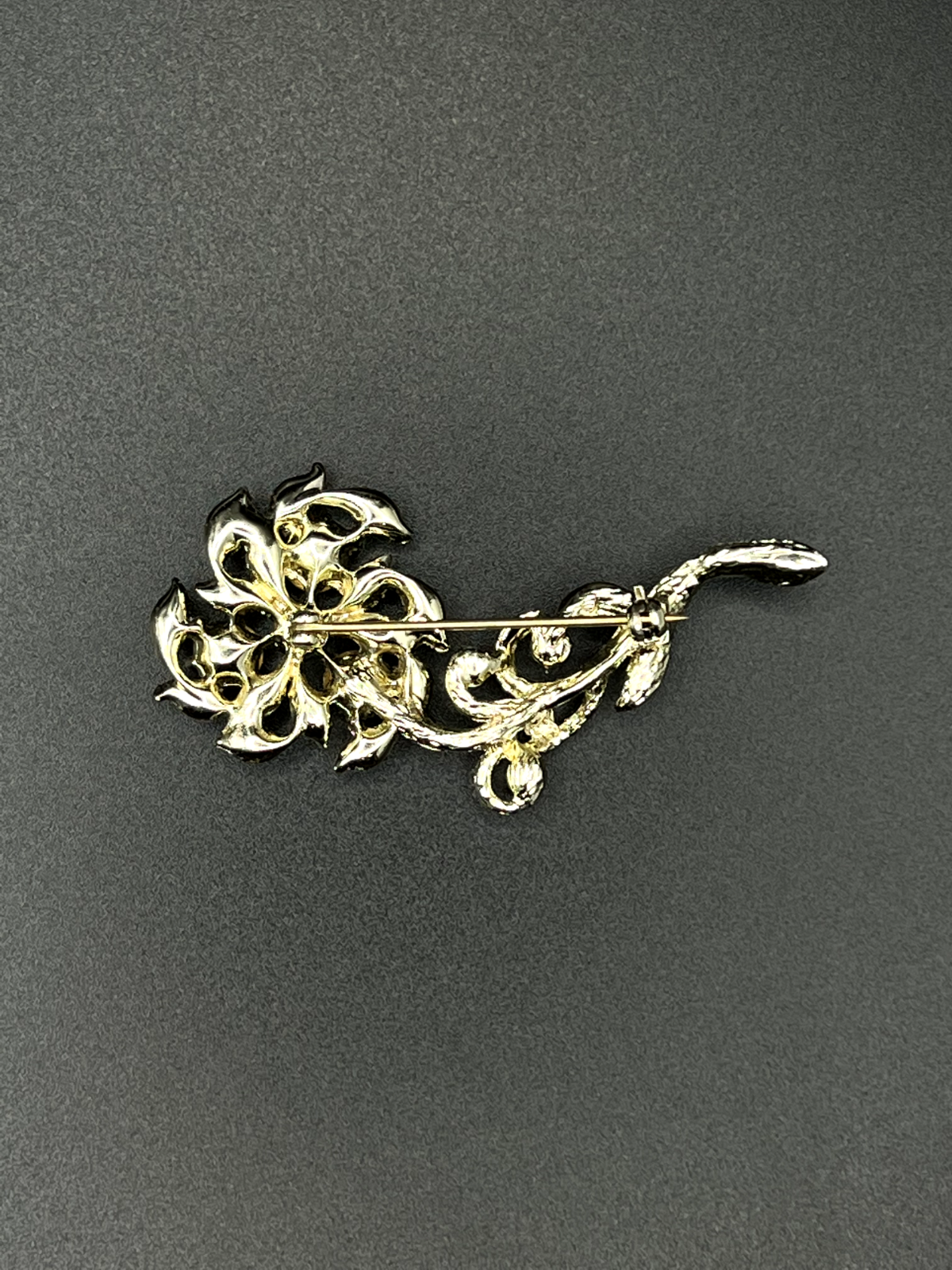 Vintage Silver-Toned Flower with Stem Clear Crystals Sparkling Brooch Pin