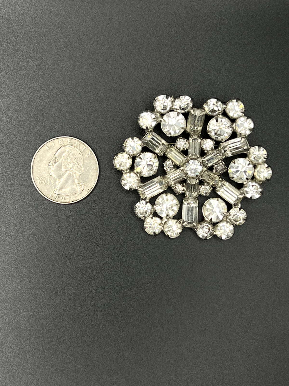 Vintage Large Clear Rhinestones Silver-Toned Brooch Pin