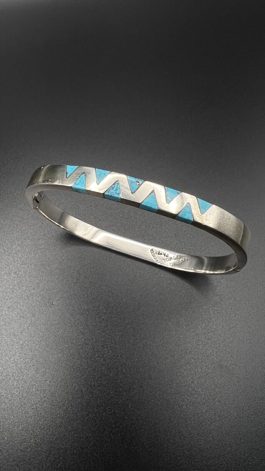 Vintage Sterling Signed 925 Mexico 9 Inlay Turquoise Stone Hinge Bangle Bracelet