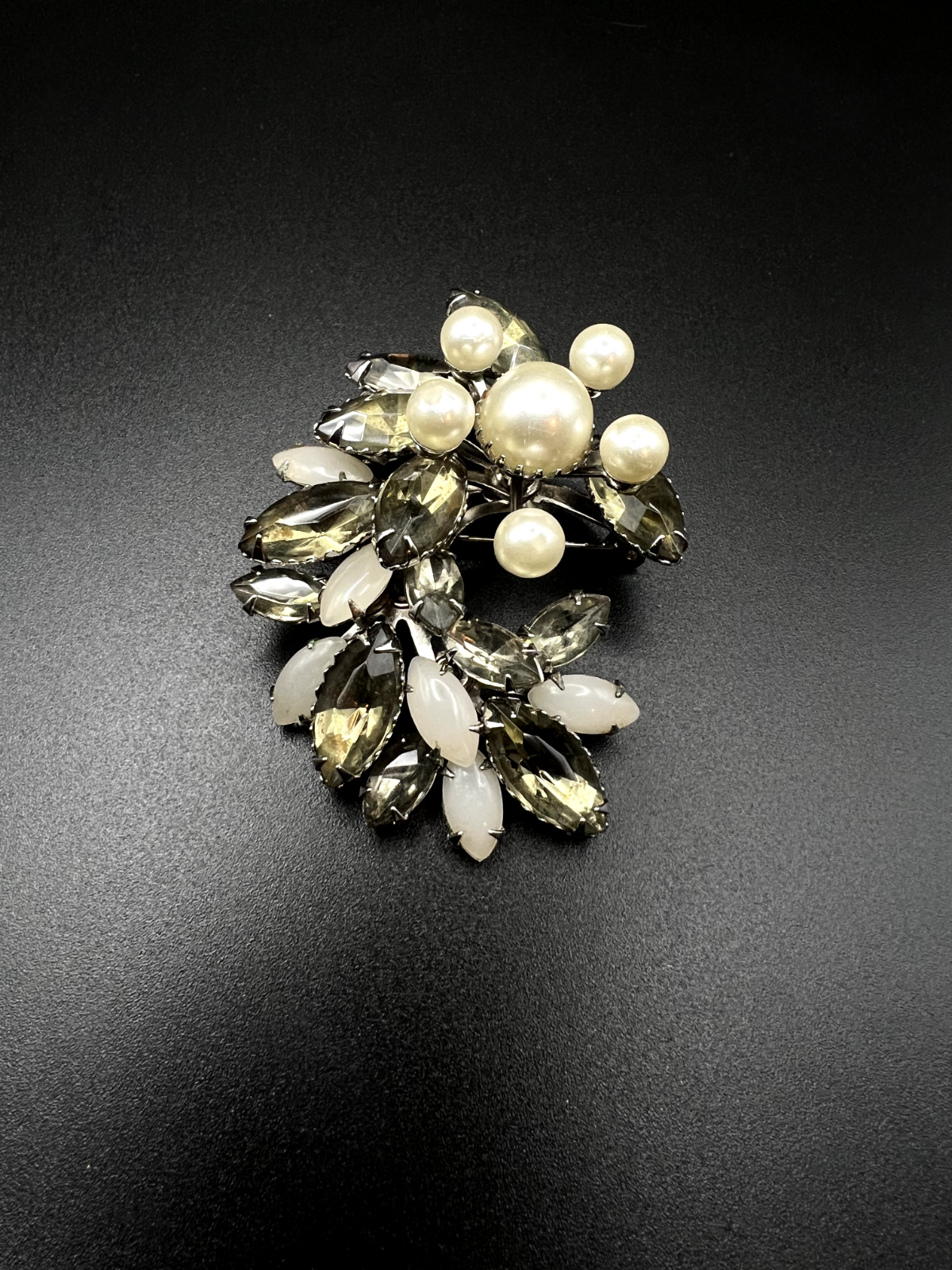 Vintage Pale Gray/Green and White Rhinestones with Faux Pearl Beads Brooch Pin