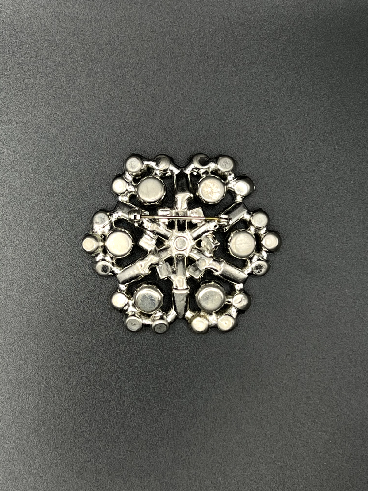 Vintage Large Clear Rhinestones Silver-Toned Brooch Pin