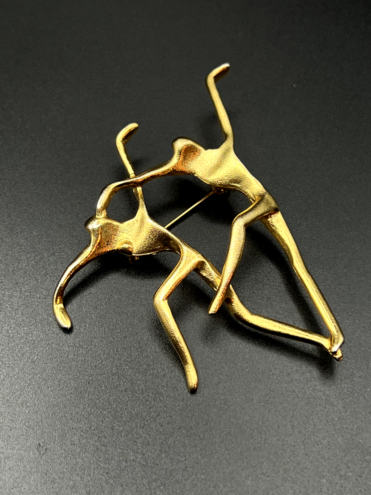 Vintage Modernist Gold-Toned Dancing Couple Brooch Pin